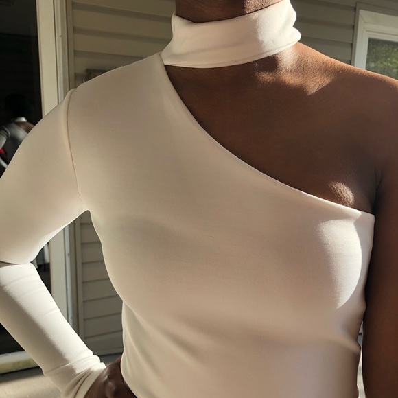 Missguided White Prom/Homecoming Gown - Picture 2 of 4